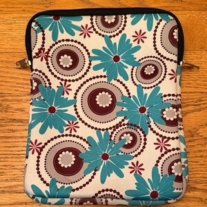 Floral Patterned Tablet Sleeve